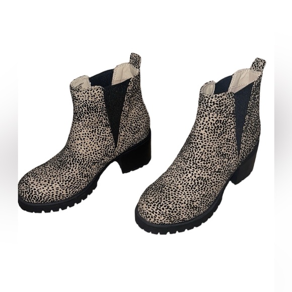 MIA | Cheetah Block Heel Closed Toe Slip On Booties/Boots | NEW!! 🤎🖤 - Picture 10 of 10
